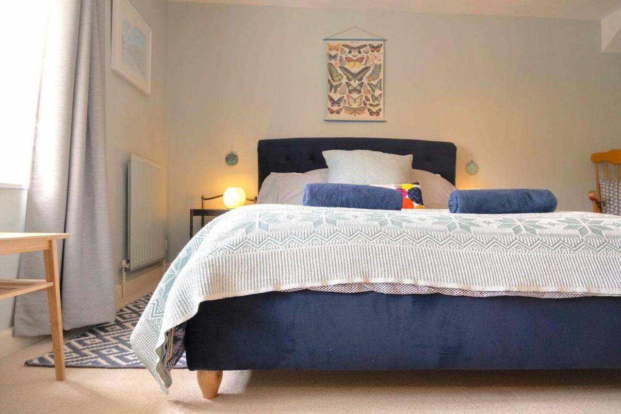 Lovely Property In The Heart Of Somerset, Sleeps 9 Shepton Mallet Exterior foto