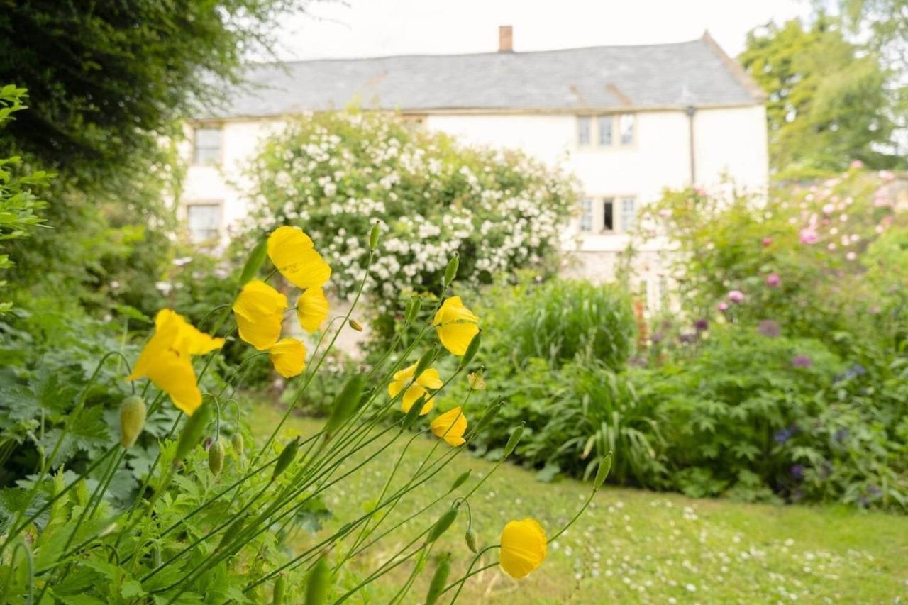 Lovely Property In The Heart Of Somerset, Sleeps 9 Shepton Mallet Exterior foto